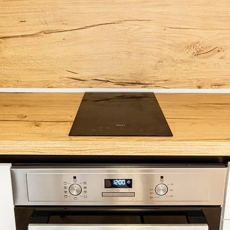 Ama's Duplex 5 - Parking, Kitchen,