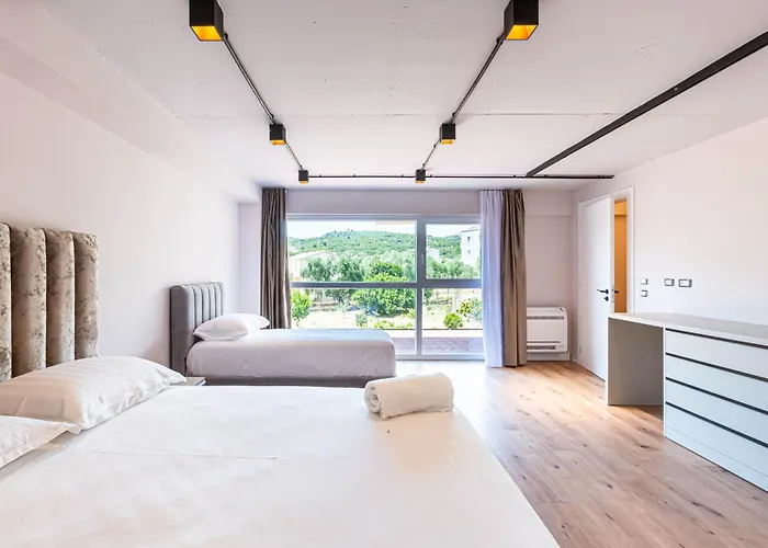 Ama's Duplex 5 - Parking, Kitchen, * Himare