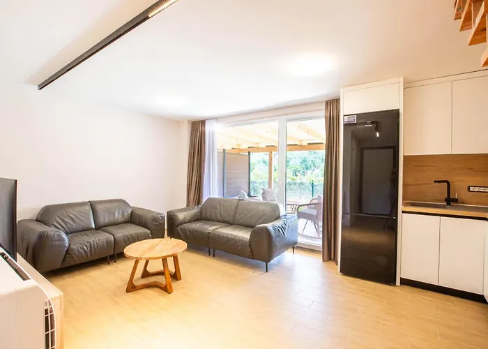 Ama's Duplex 5 - Parking, Kitchen, *