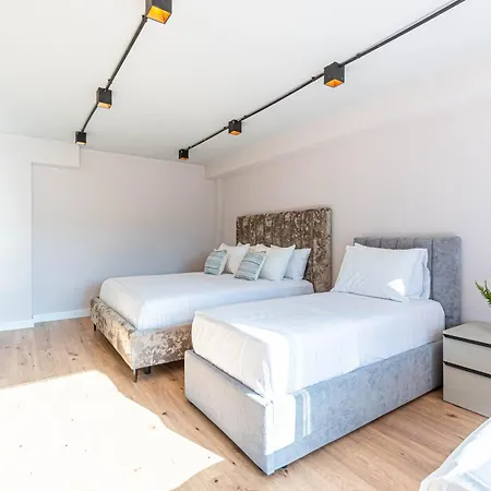 Ama's Duplex 5 - Parking, Kitchen, Himarë