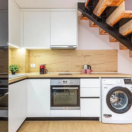 Ama's Duplex 5 - Parking, Kitchen, Apartment