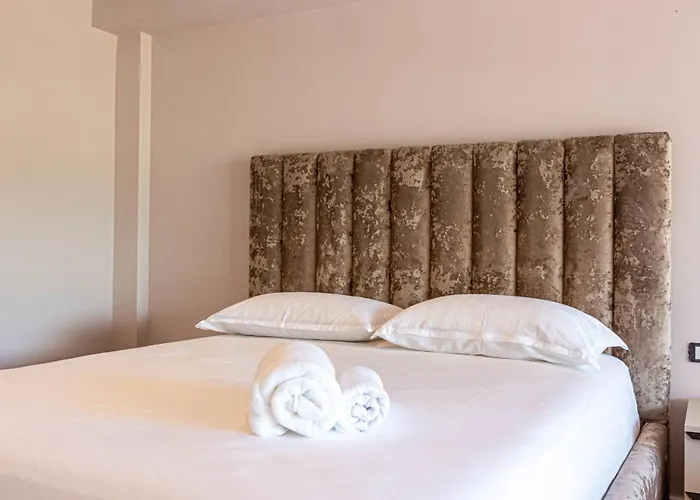 Ama's Duplex 5 - Parking, Kitchen, *