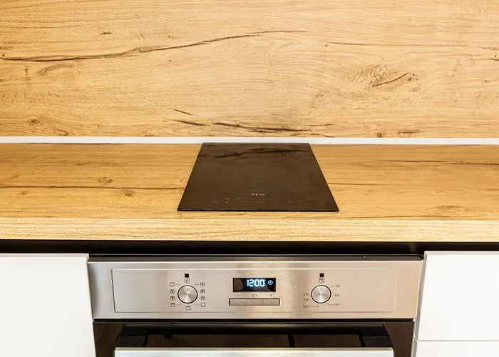 Ama's Duplex 5 - Parking, Kitchen,